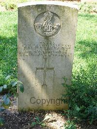 Cassino War Cemetery - Markham Lee, Colin Francis